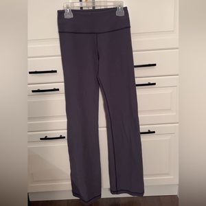 Lululemon Mid Rise Yoga Pants!
